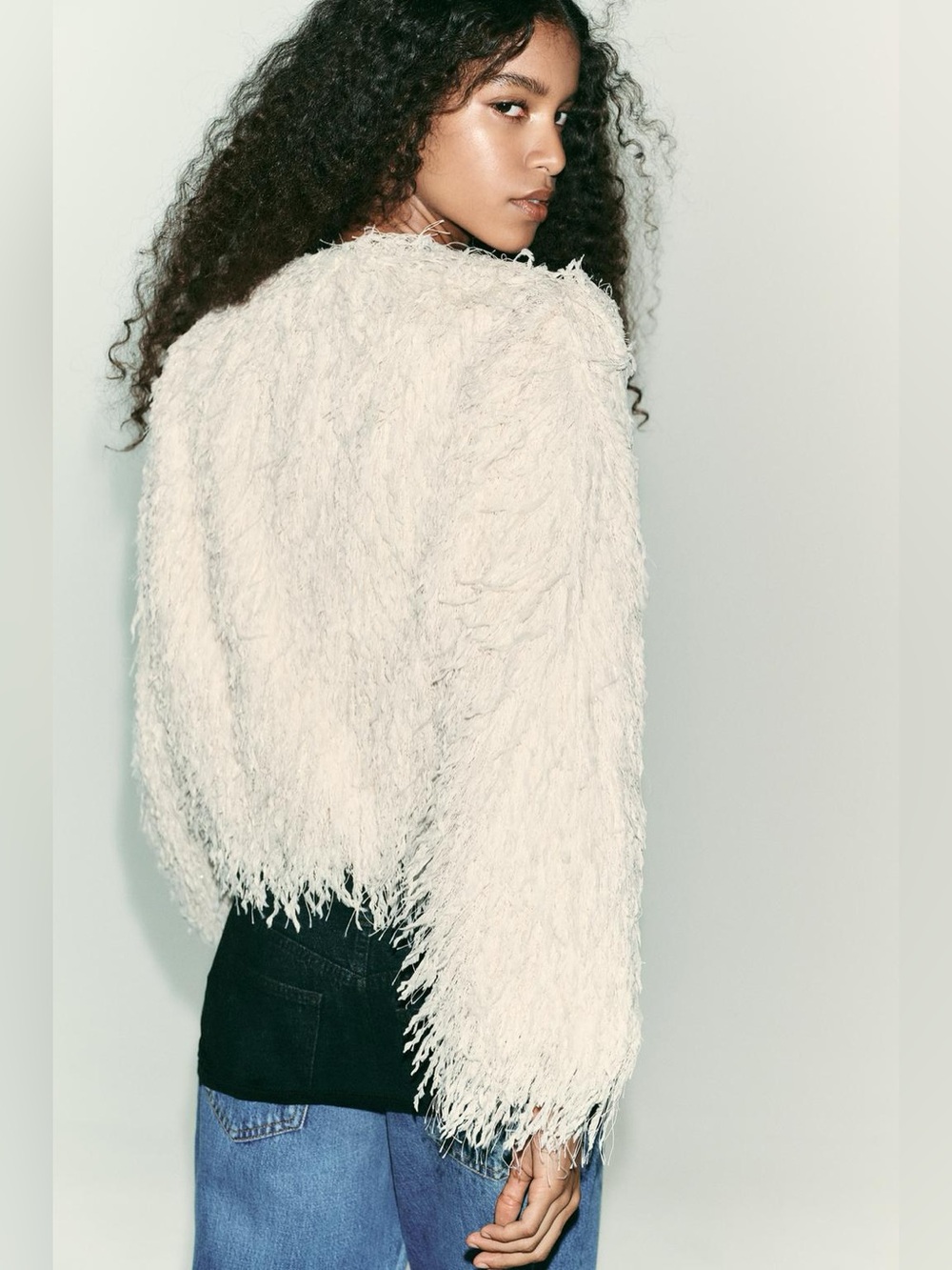 Zara 🔥 Fringe Jacket Faux Feathers Metallic Thread Round Neckline Long Sleeves